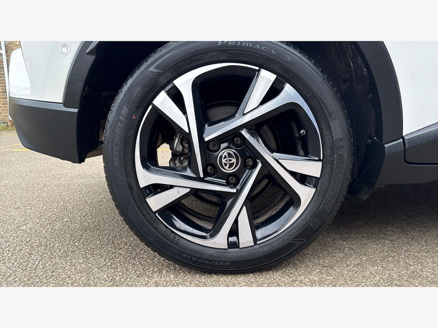 Used Toyota C-HR 2022 for sale - 77683854: Photo 24