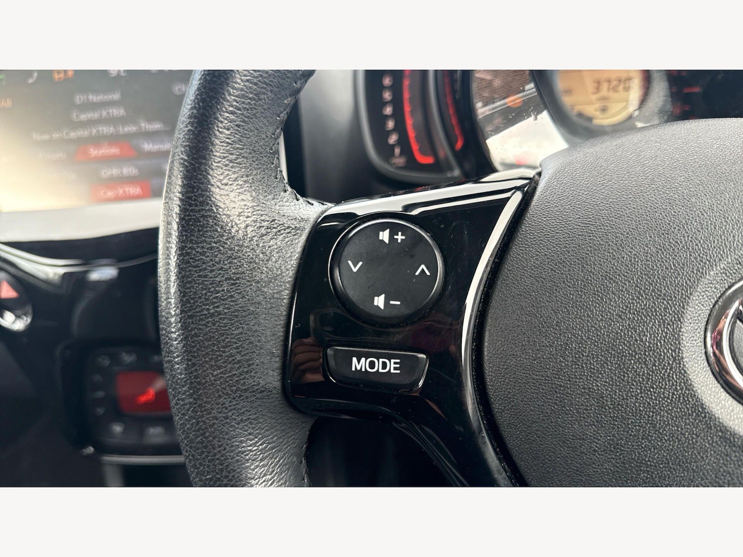 Used Toyota AYGO 2017 for sale - 78185363: Photo 23