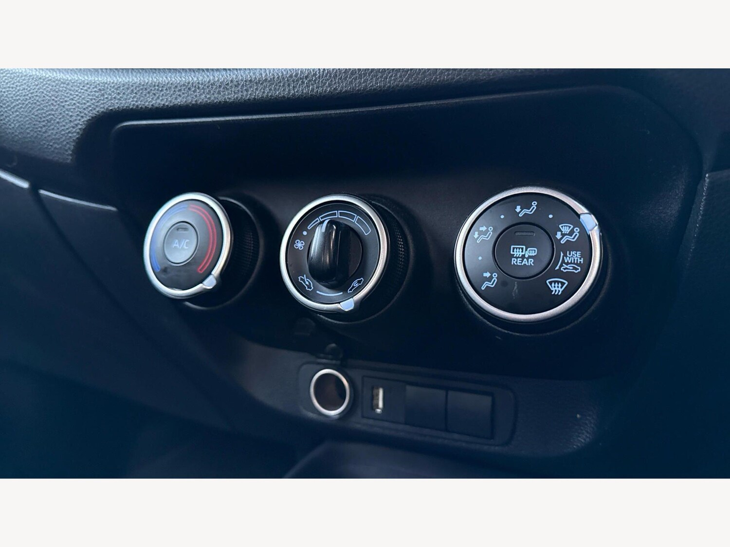 Used Toyota Aygo X 2023 for sale - 78072181: Photo 32