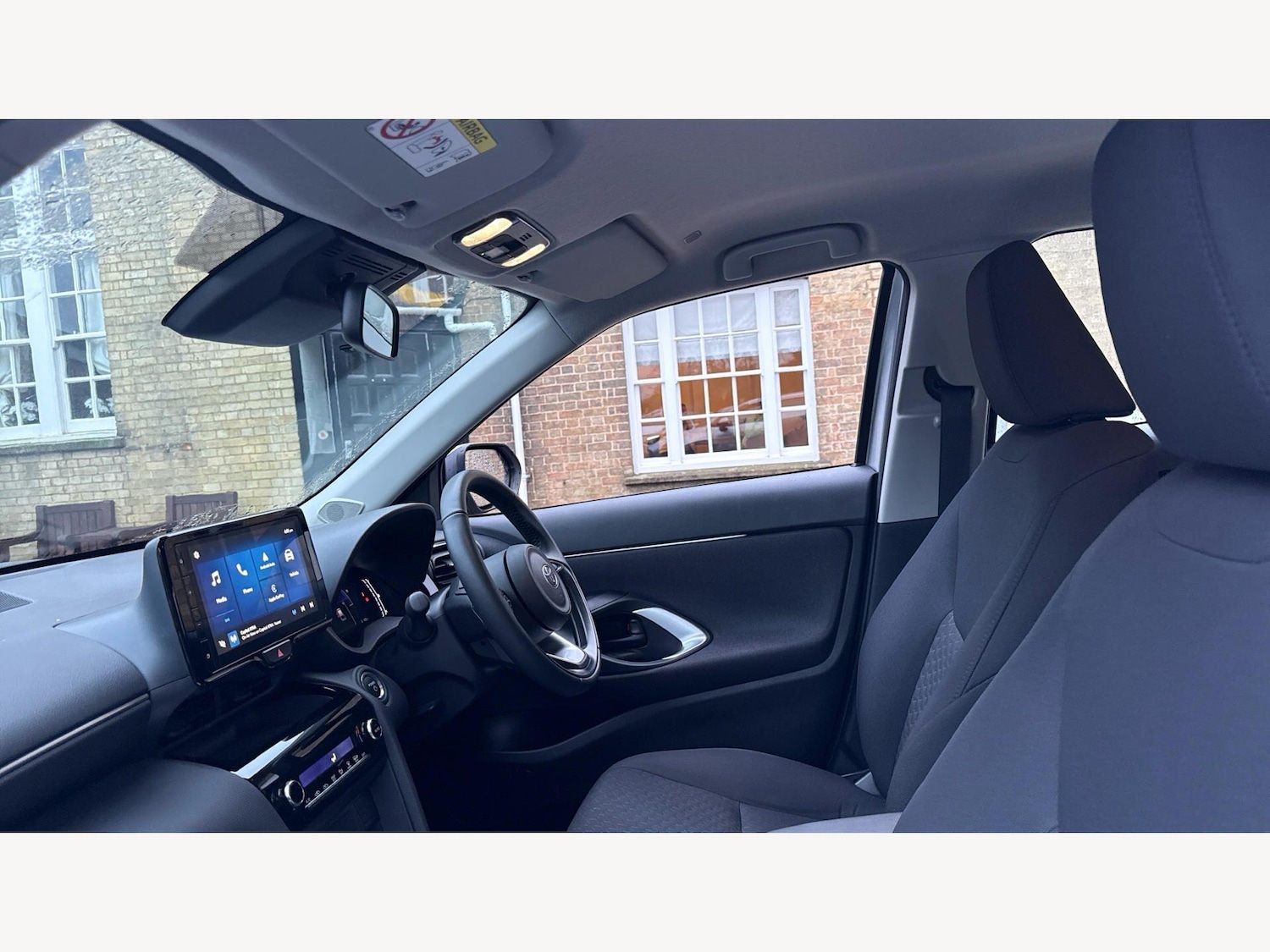 Used Toyota Yaris Cross 2025 for sale - 77612409: Photo 12