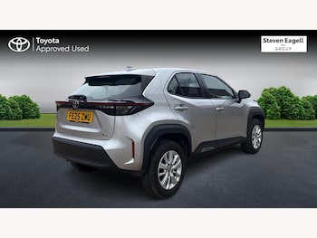 Used Toyota Yaris Cross 2025 for sale - 77612409: Photo