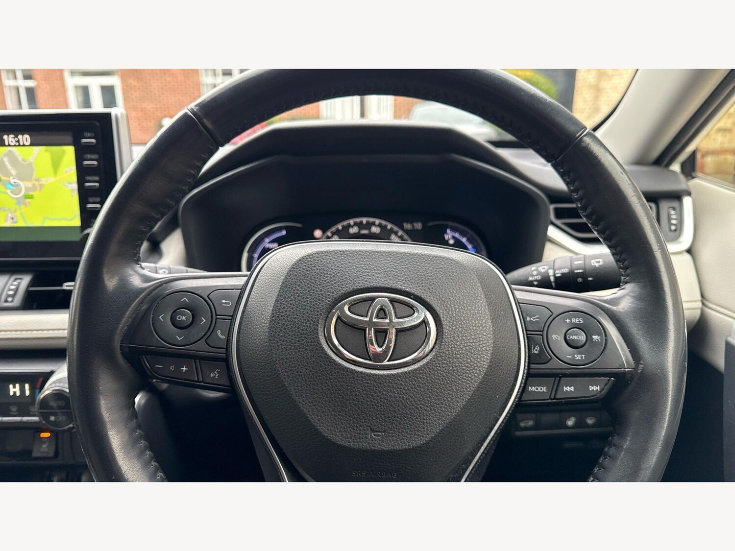 Used Toyota RAV4 for sale - 77611601: Photo 10