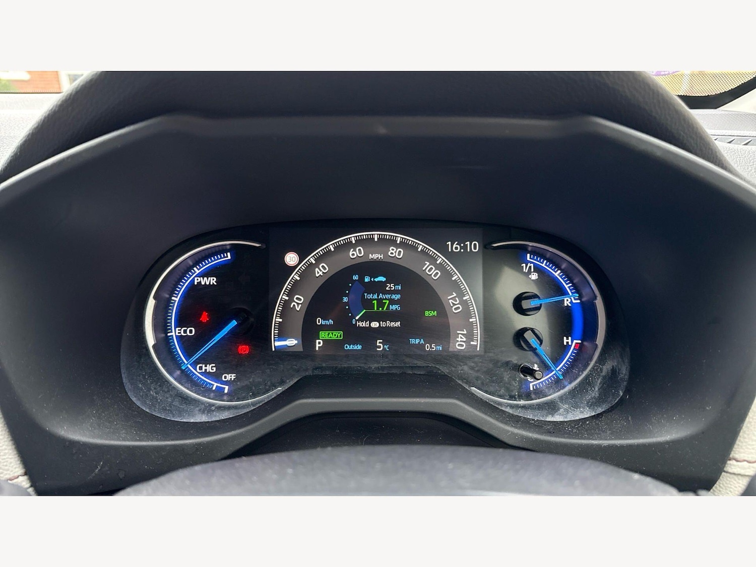 Used Toyota RAV4 for sale - 77611601: Photo 11