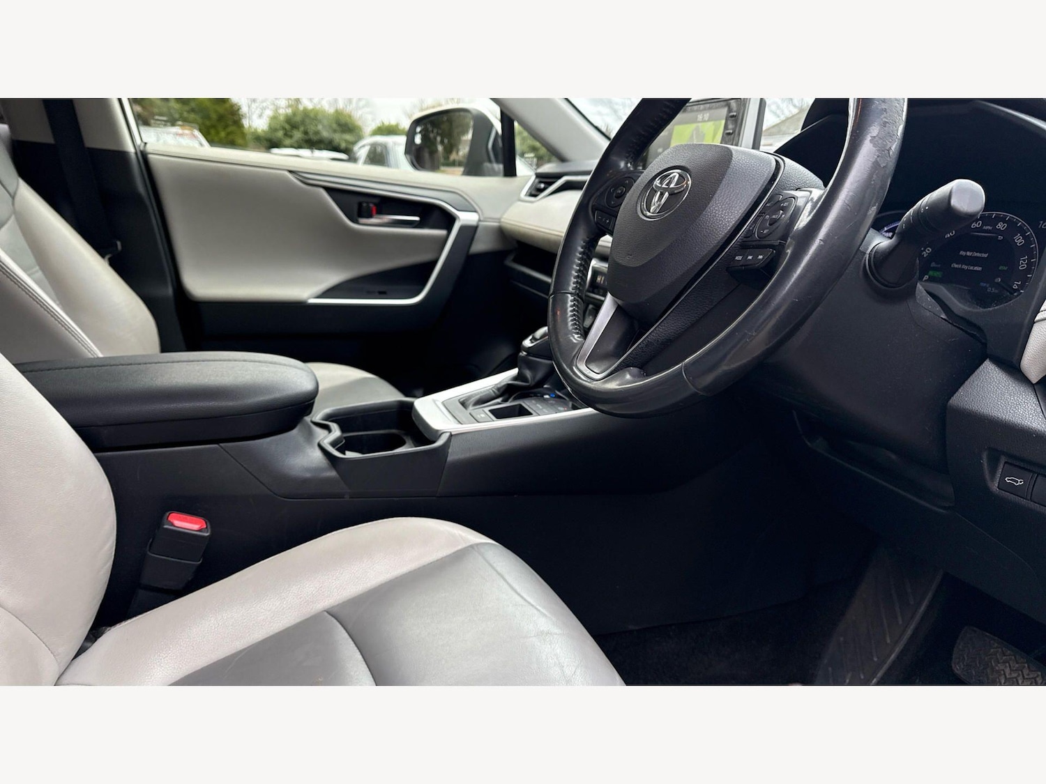 Used Toyota RAV4 for sale - 77611601: Photo 13