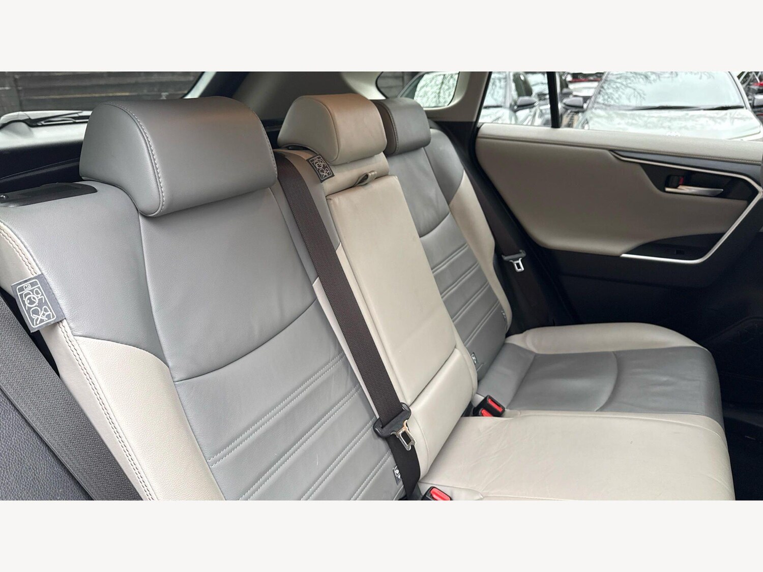 Used Toyota RAV4 for sale - 77611601: Photo 26