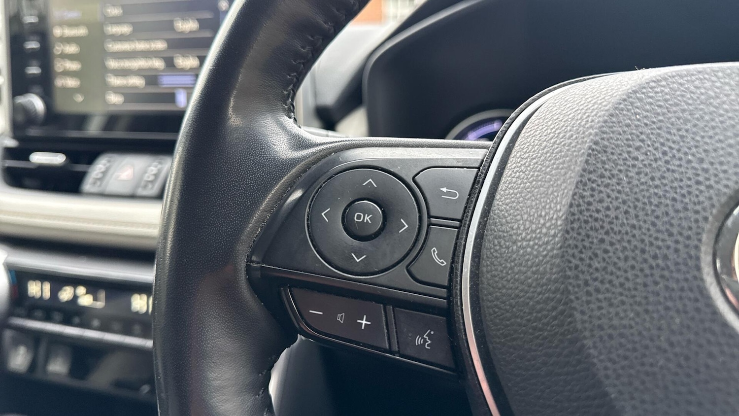 Used Toyota RAV4 for sale - 77611601: Photo 37