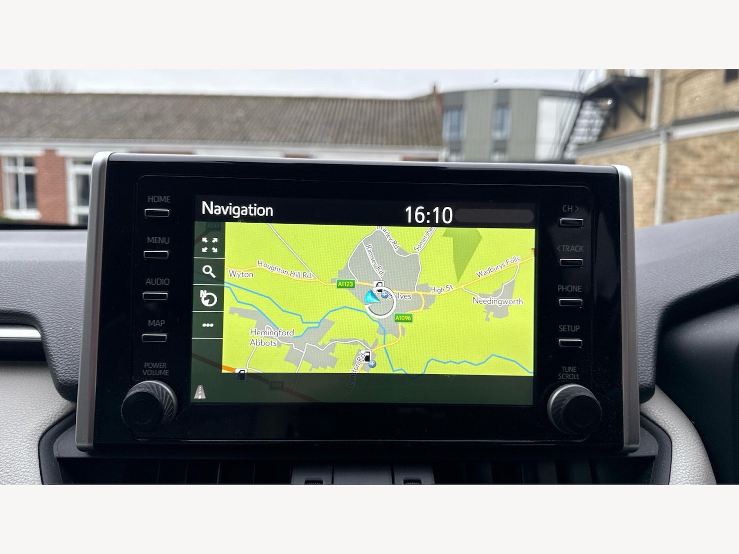 Used Toyota RAV4 for sale - 77611601: Photo 9