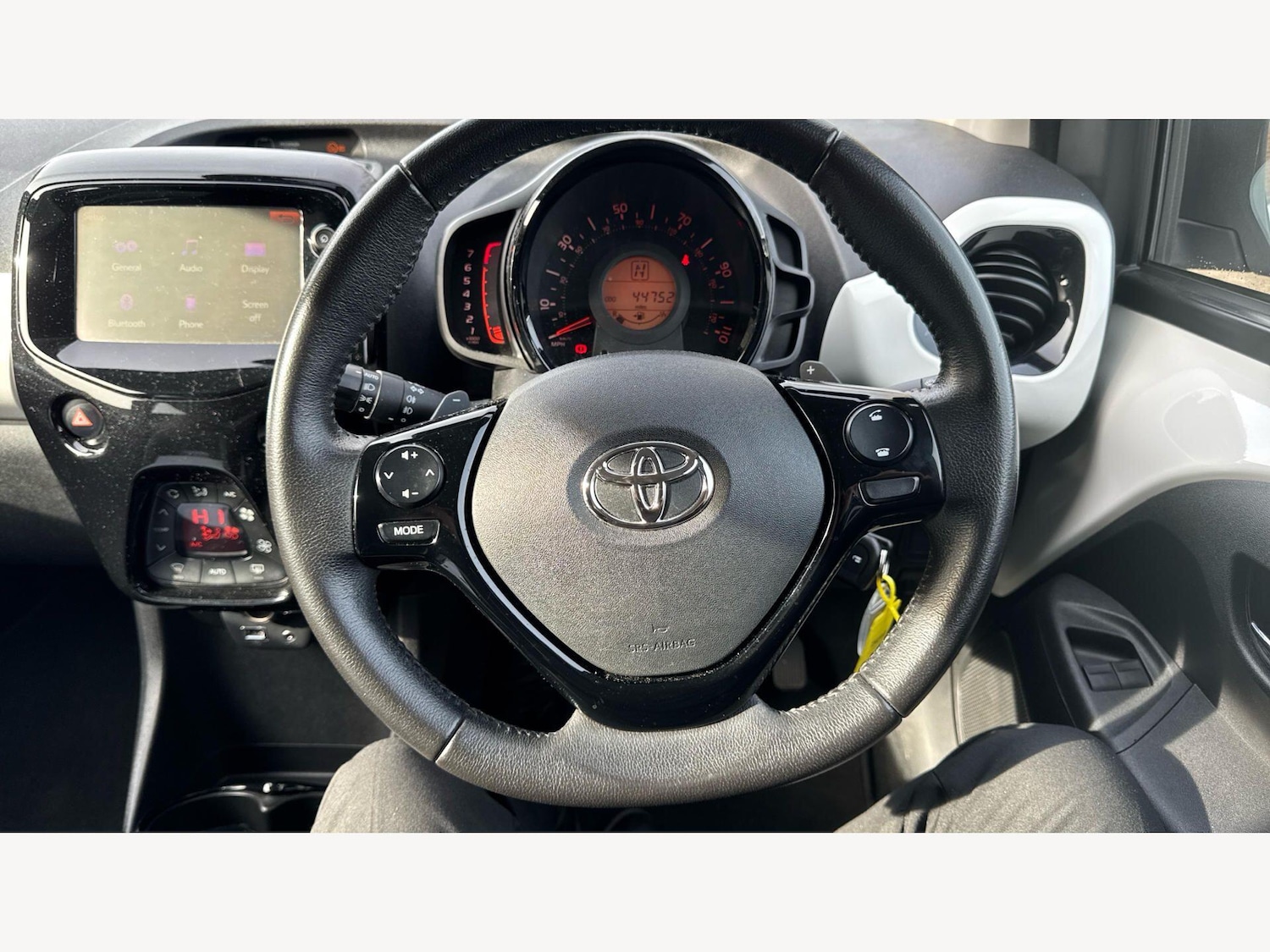 Used Toyota AYGO 2018 for sale - 77611596: Photo 8