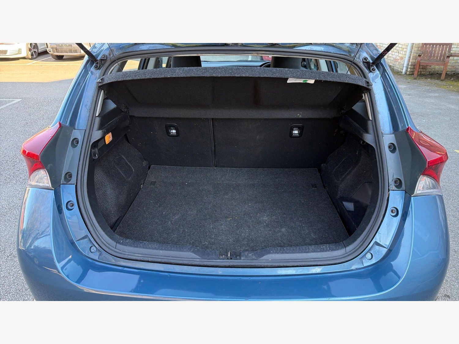 Used Toyota Auris 2015 for sale - 77939438: Photo 16