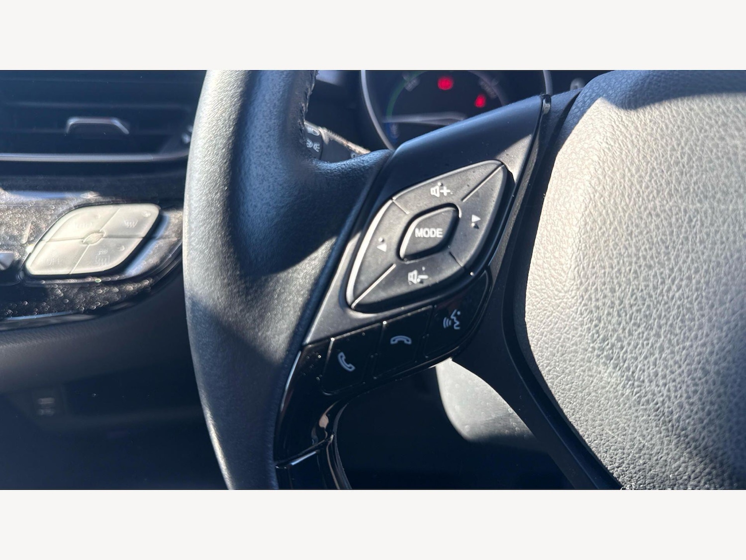 Used Toyota C-HR for sale - 77982259: Photo 22