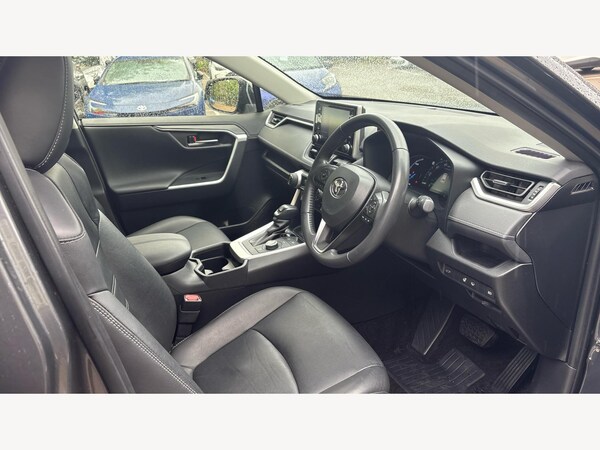 Used Toyota RAV4 2021 for sale - 76151550: Photo 13
