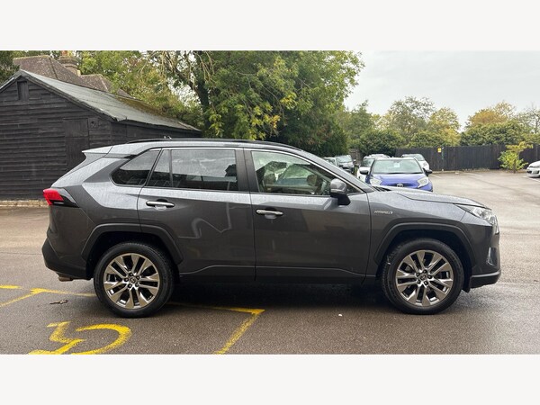 Used Toyota RAV4 2021 for sale - 76151550: Photo 18