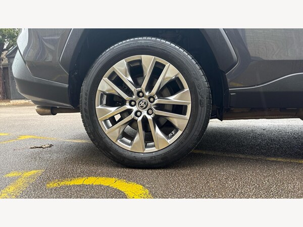 Used Toyota RAV4 2021 for sale - 76151550: Photo 20