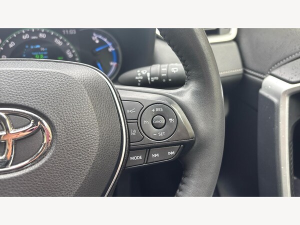 Used Toyota RAV4 2021 for sale - 76151550: Photo 26