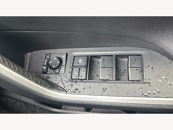 Used Toyota RAV4 2021 for sale - 76151550: Photo 32