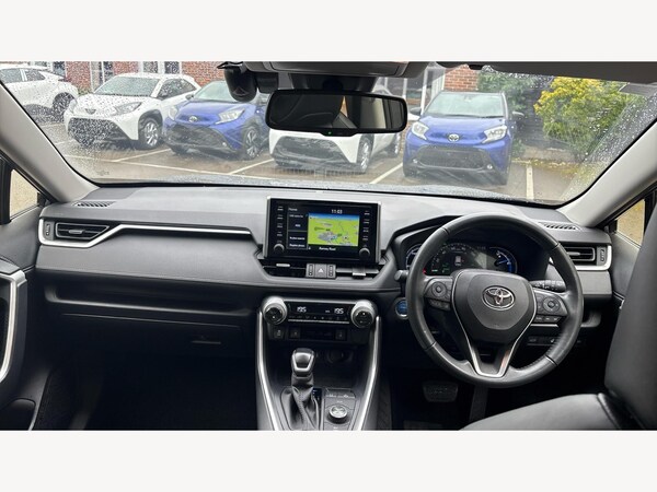 Used Toyota RAV4 2021 for sale - 76151550: Photo 7