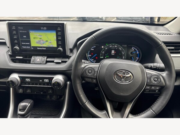 Used Toyota RAV4 2021 for sale - 76151550: Photo 8
