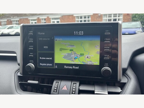 Used Toyota RAV4 2021 for sale - 76151550: Photo 9