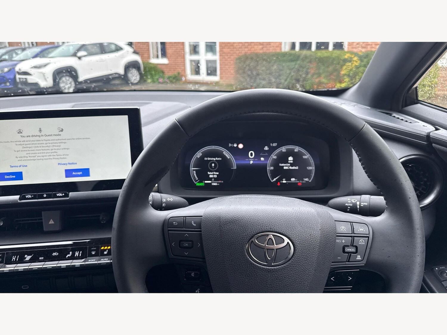 Used Toyota C-HR 2025 for sale - 77612420: Photo 8