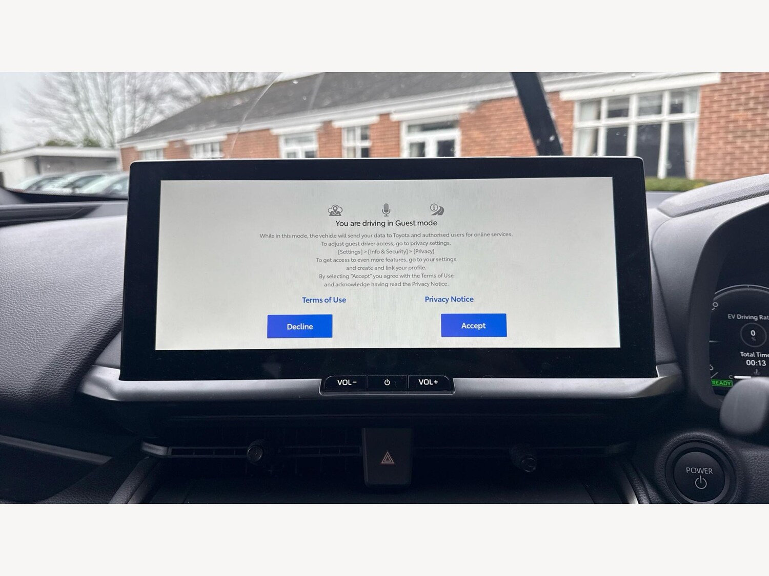 Used Toyota C-HR 2025 for sale - 77612420: Photo 9