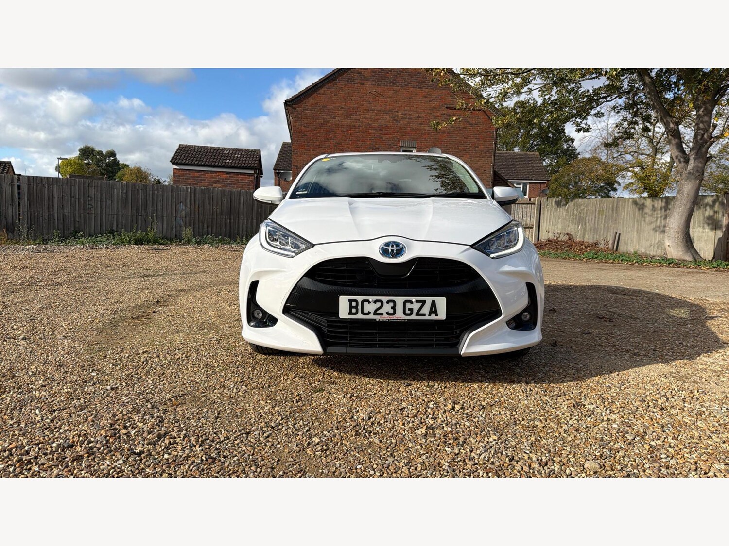 Used Toyota Yaris 2023 for sale - 76499663: Photo 17