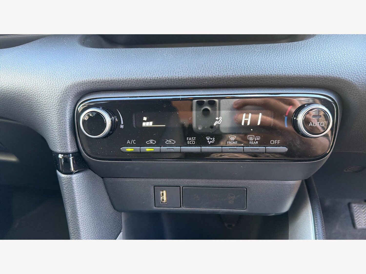 Used Toyota Yaris 2023 for sale - 76499663: Photo 24