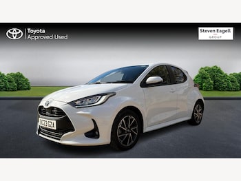 Used Toyota Yaris 2023 for sale - 76499663: Photo