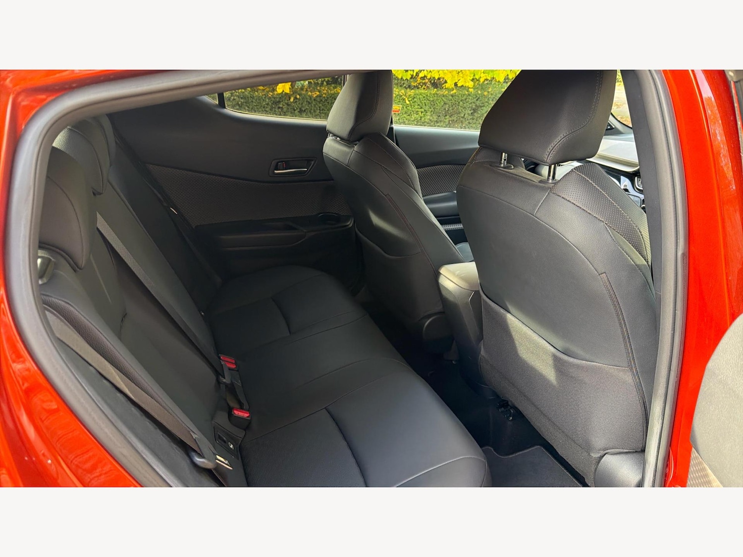 Used Toyota C-HR 2020 for sale - 76388624: Photo 14