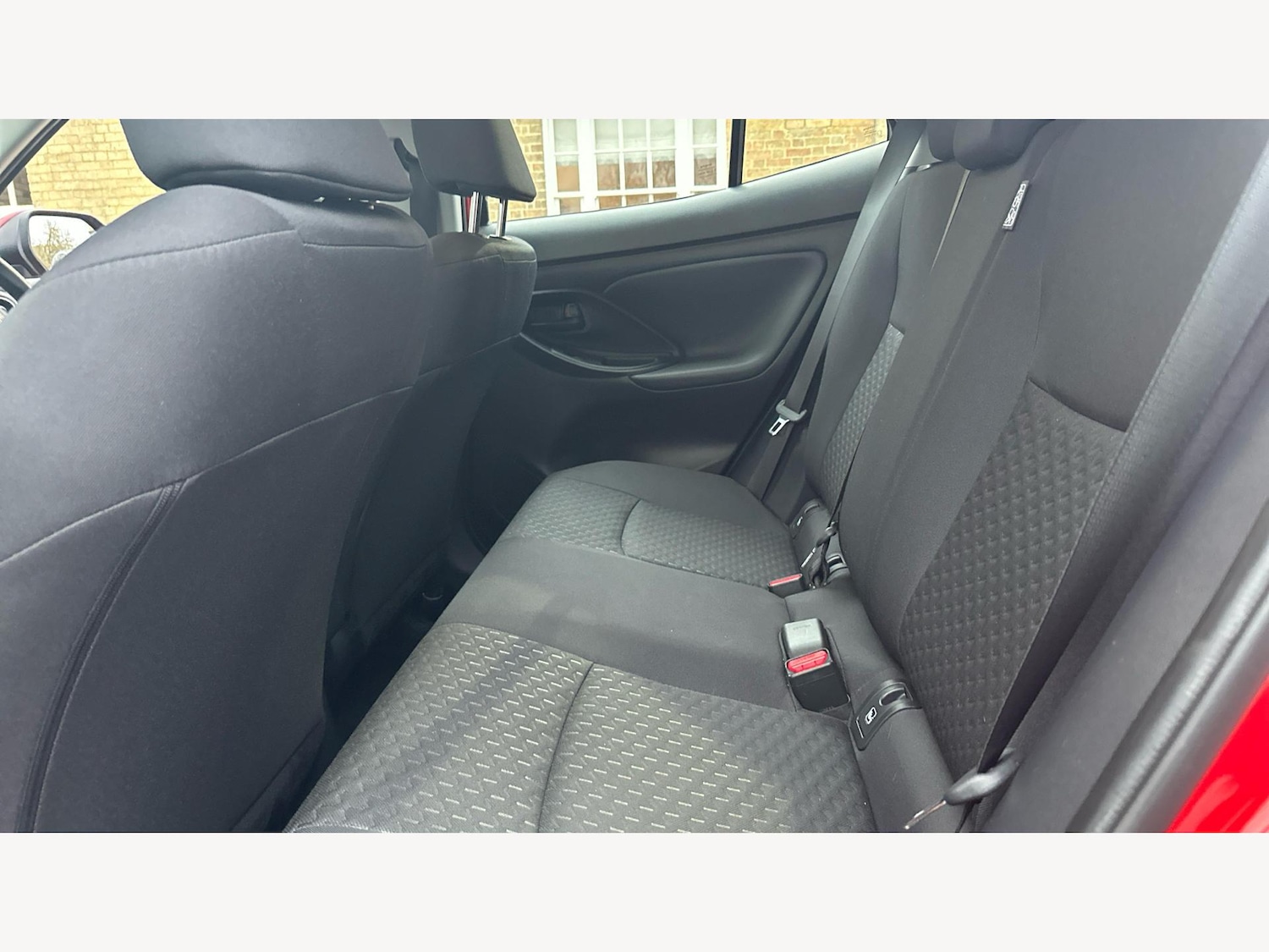 Used Toyota Yaris Cross 2025 for sale - 77411907: Photo 15