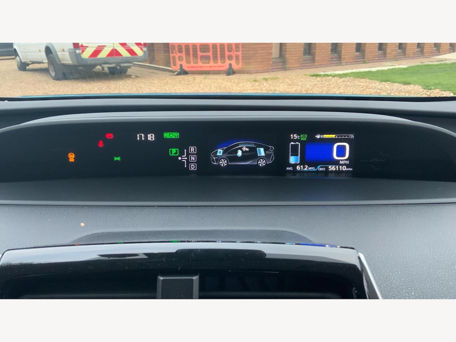 Used Toyota Prius 2017 for sale - 76472340: Photo 11