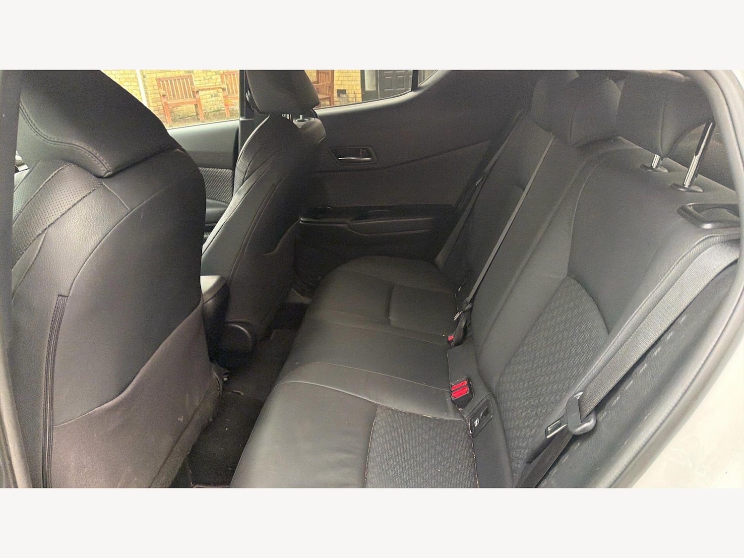 Used Toyota C-HR 2023 for sale - 78006773: Photo 15