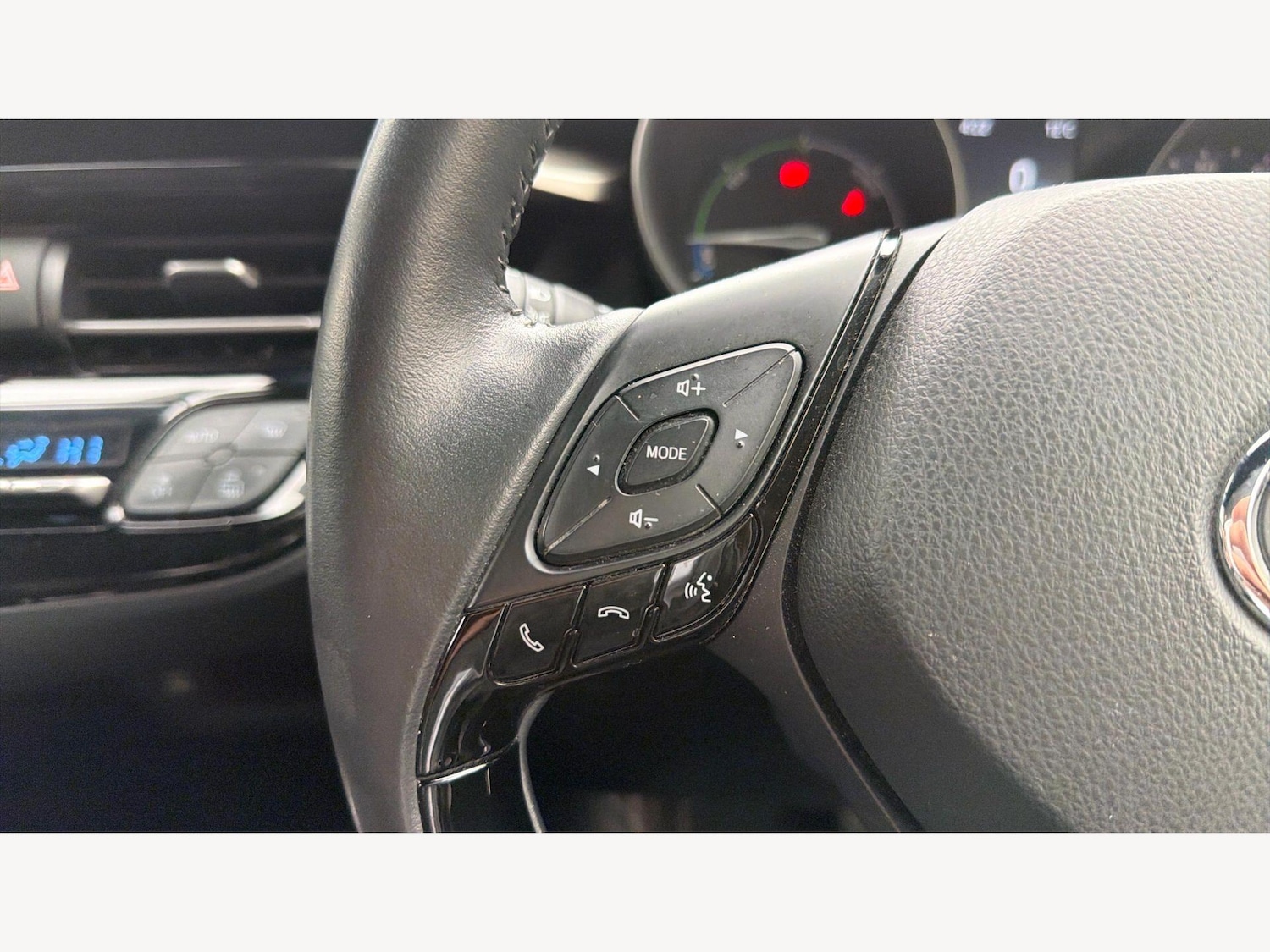 Used Toyota C-HR 2023 for sale - 78006773: Photo 29