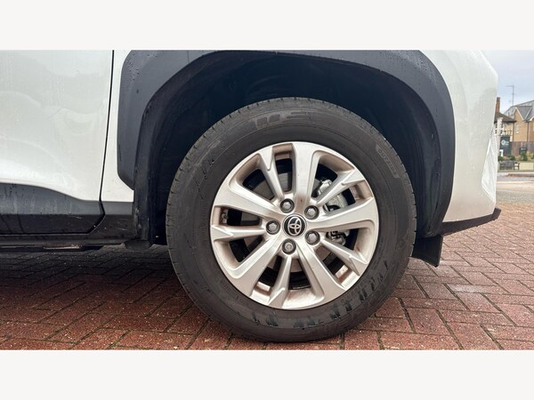Used Toyota Yaris Cross 2024 for sale - 76059261: Photo 20