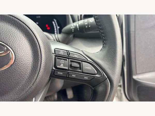 Used Toyota Yaris Cross 2024 for sale - 76059261: Photo 28