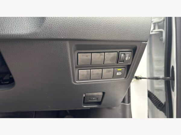 Used Toyota Yaris Cross 2024 for sale - 76059261: Photo 30