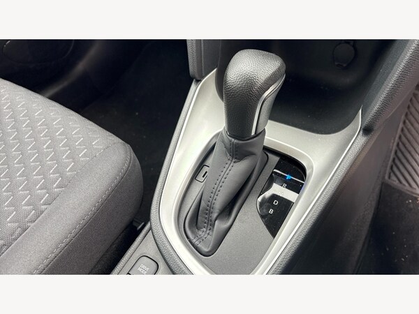 Used Toyota Yaris Cross 2024 for sale - 76059261: Photo 32