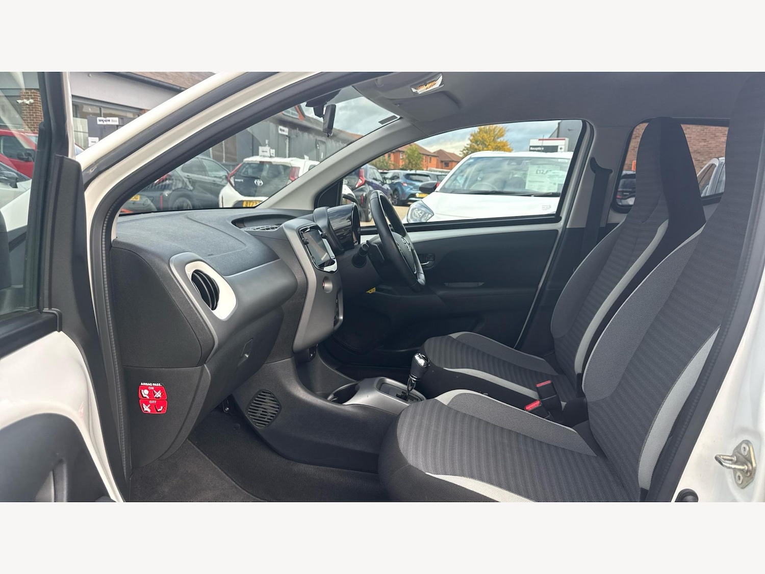 Used Toyota AYGO 2020 for sale - 76388230: Photo 12