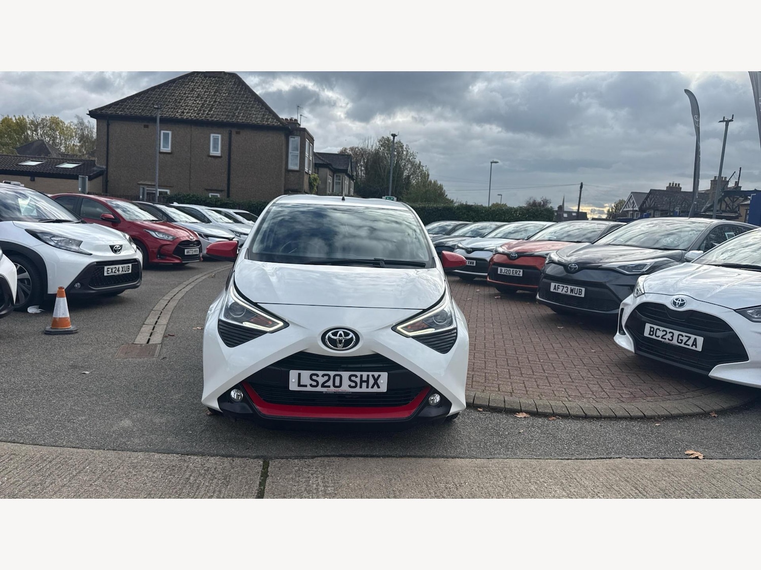 Used Toyota AYGO 2020 for sale - 76388230: Photo 17