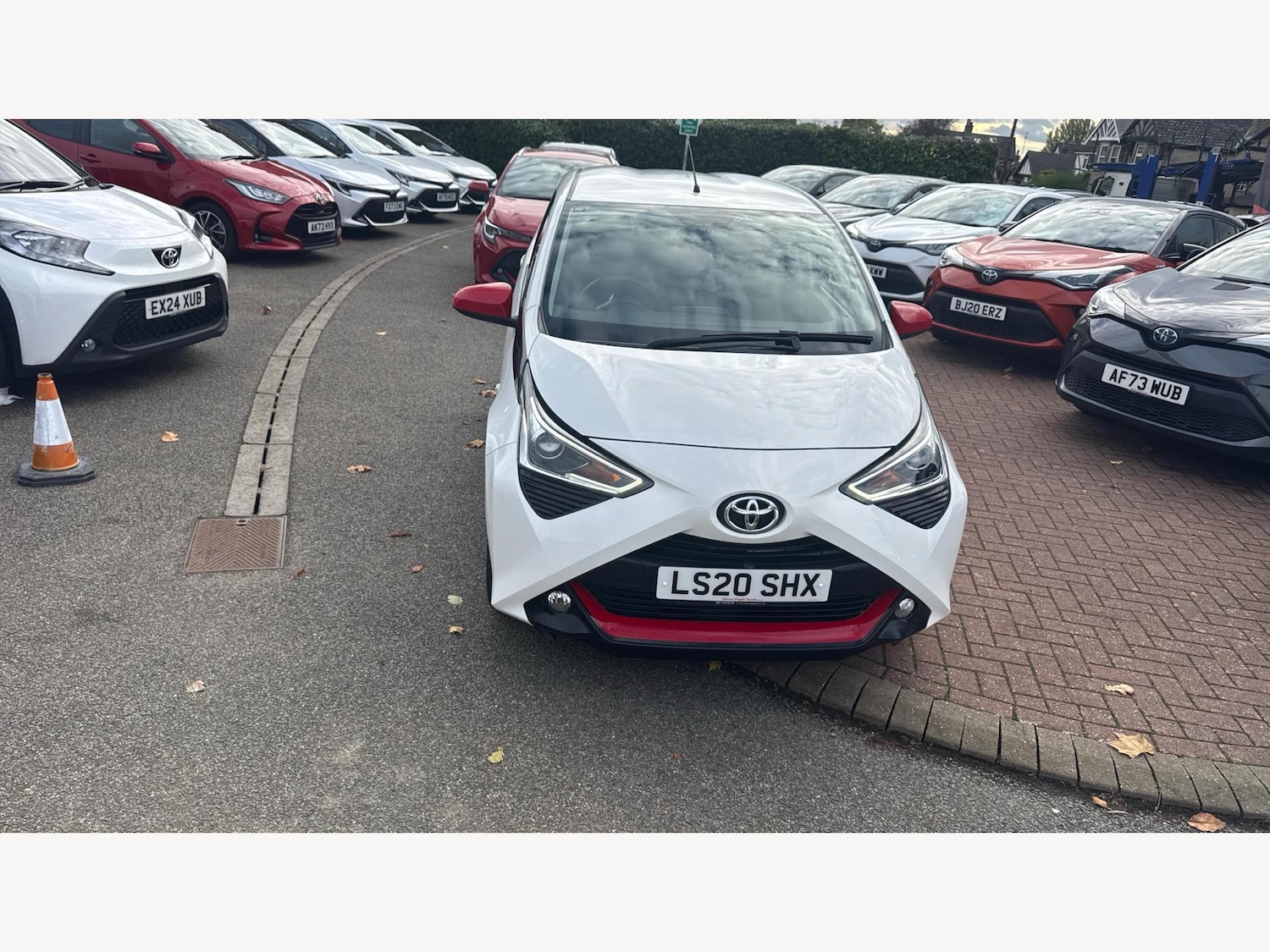 Used Toyota AYGO 2020 for sale - 76388230: Photo 27