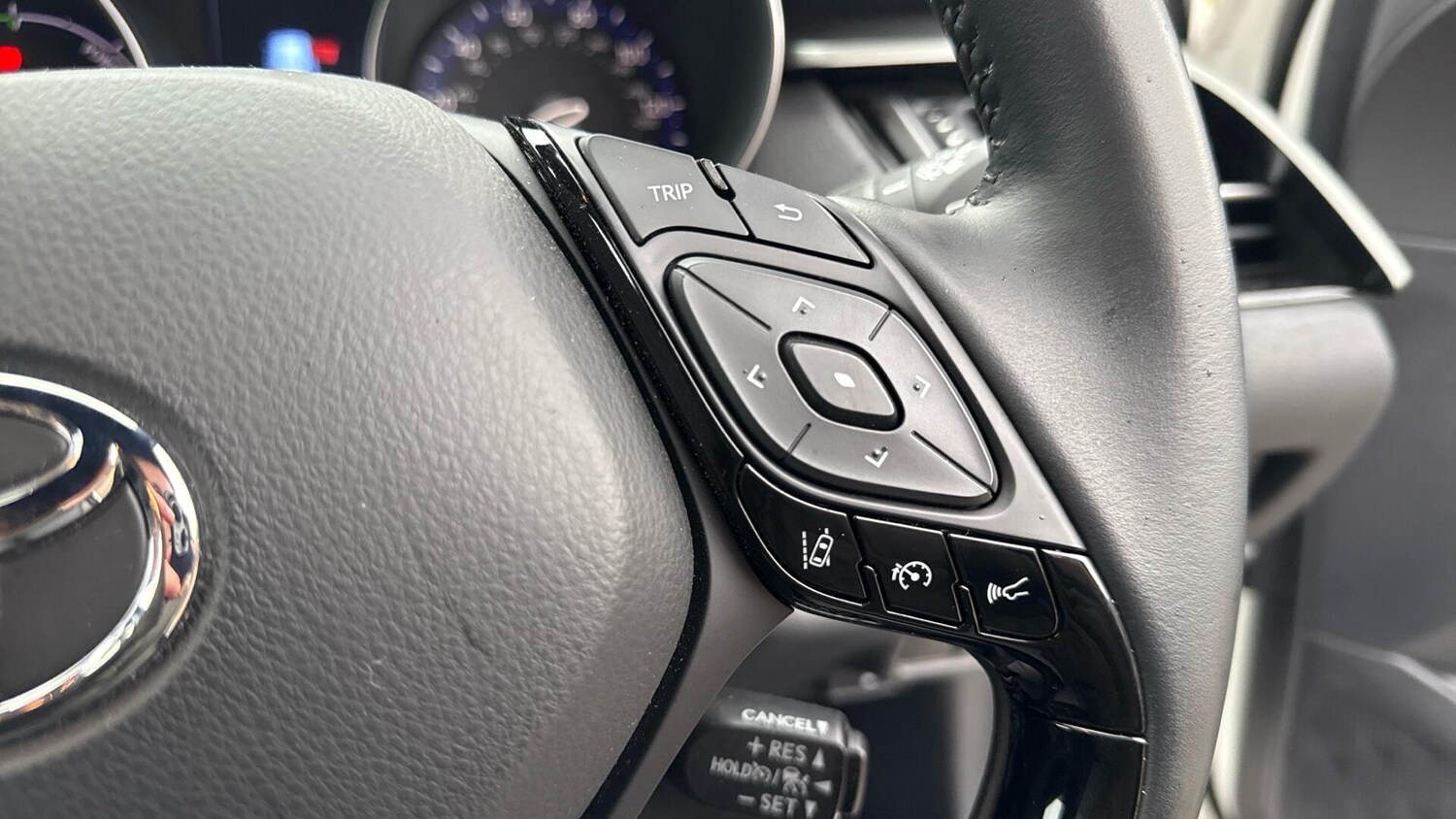 Used Toyota C-HR for sale - 77358333: Photo 32