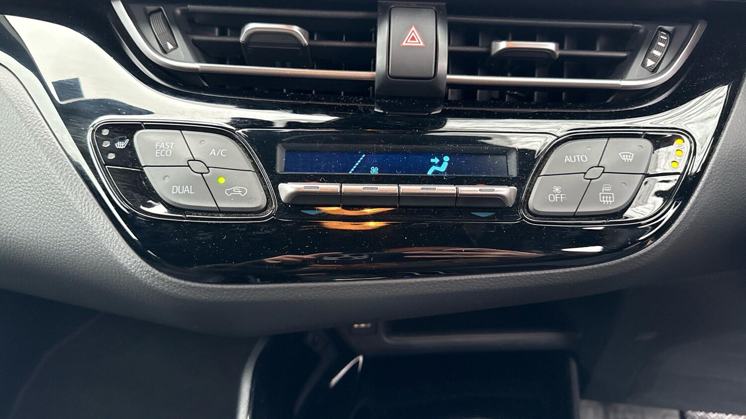 Used Toyota C-HR for sale - 77358333: Photo 38