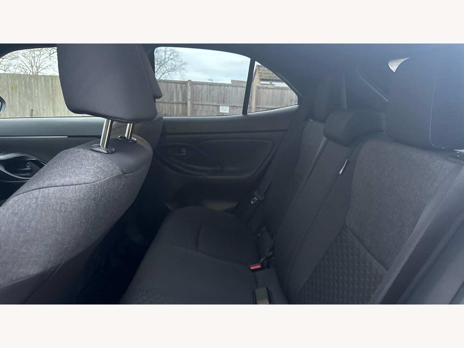 Used Toyota Yaris Cross 2025 for sale - 77637560: Photo 15