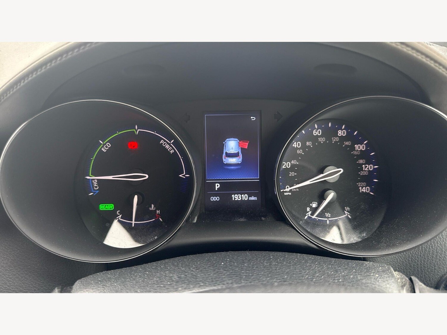 Used Toyota C-HR 2020 for sale - 77625001: Photo 11