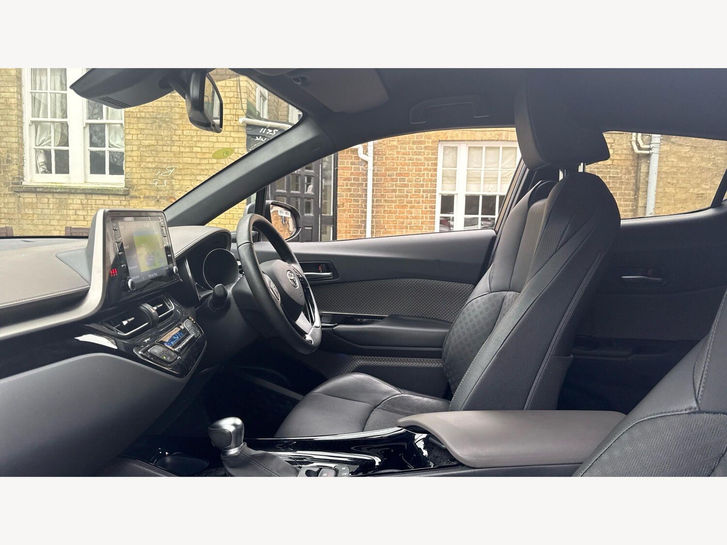 Used Toyota C-HR 2020 for sale - 77625001: Photo 12