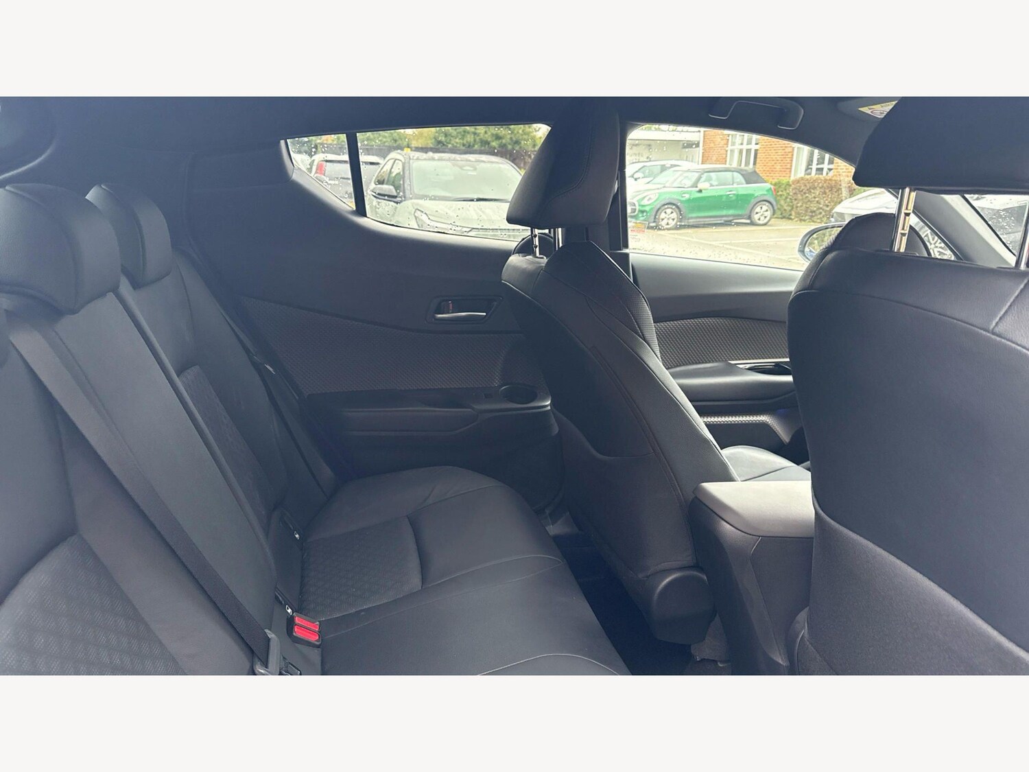 Used Toyota C-HR 2020 for sale - 77625001: Photo 14