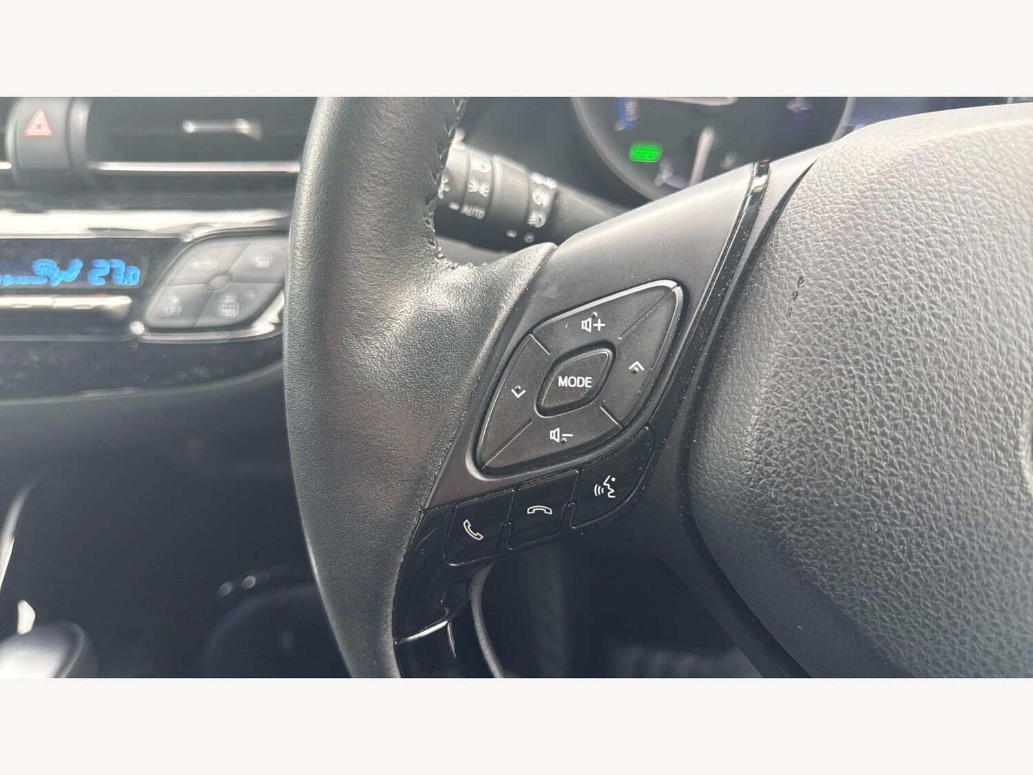 Used Toyota C-HR 2020 for sale - 77625001: Photo 31