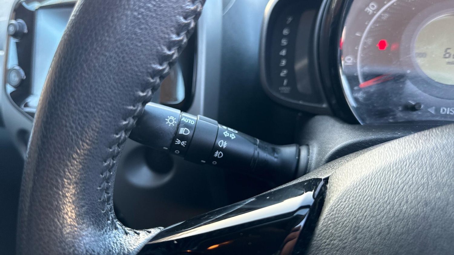 Used Toyota AYGO 2019 for sale - 77344046: Photo 35