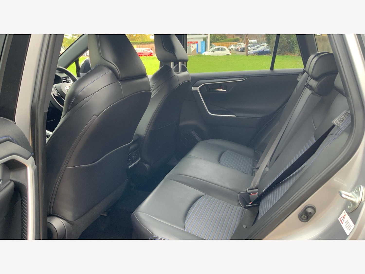 Used Toyota RAV4 2021 for sale - 76158589: Photo 15