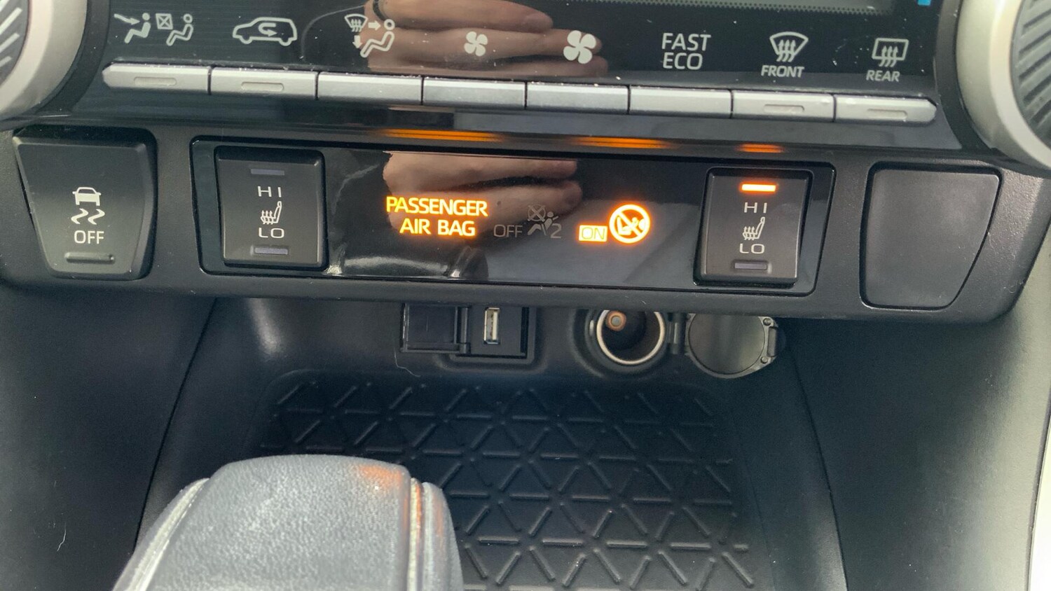 Used Toyota RAV4 2021 for sale - 76158589: Photo 33