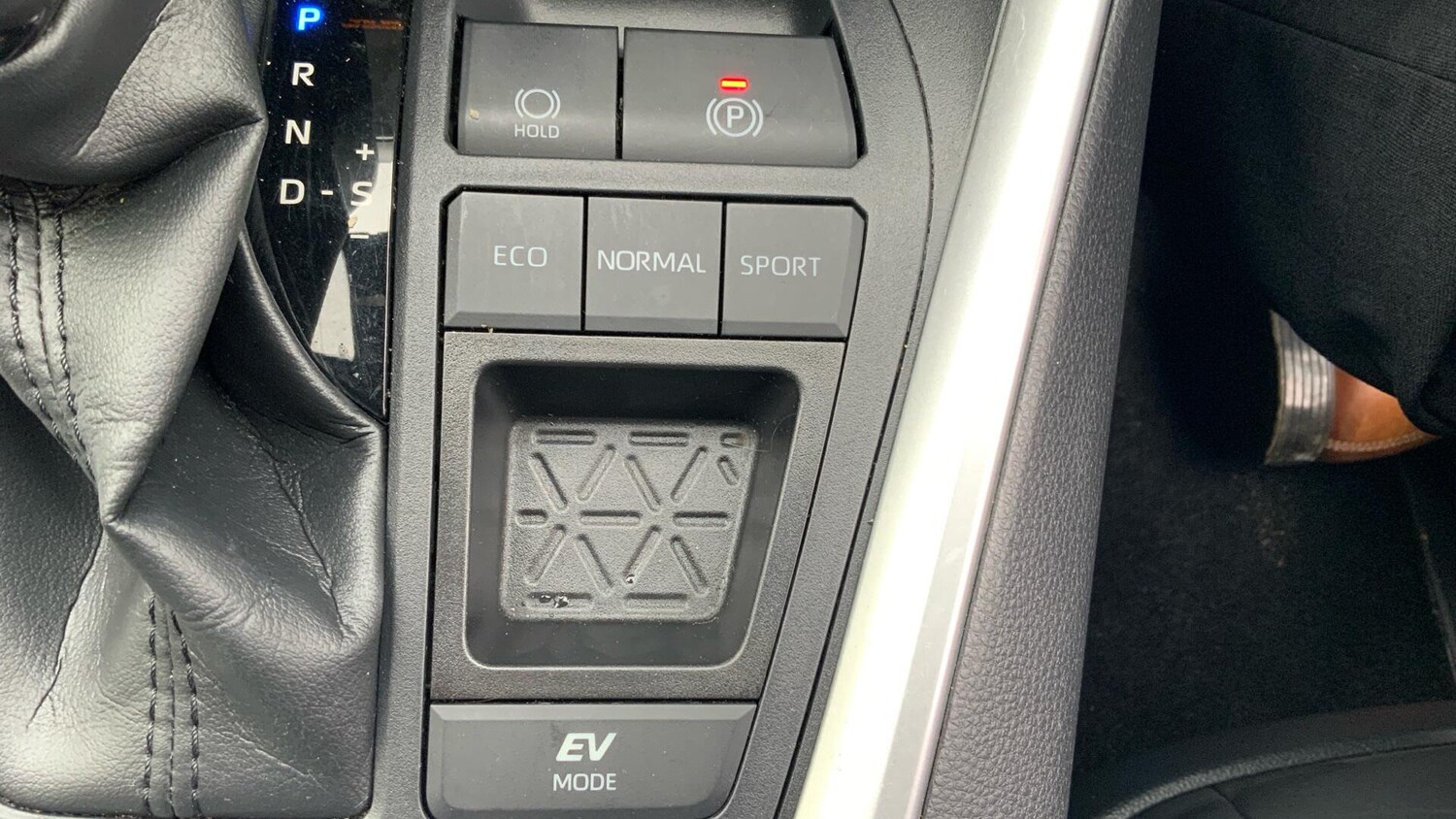 Used Toyota RAV4 2021 for sale - 76158589: Photo 34